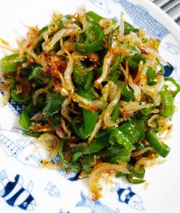 ピーマンのちりめんじゃこ炒め