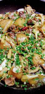 砂肝とマッシュルームのアヒージョ