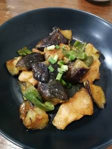 なすと鶏肉のみそ炒め