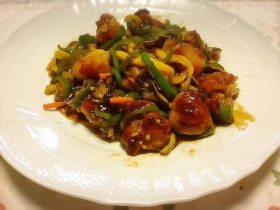 ピーマンと豚肉の黒酢炒め