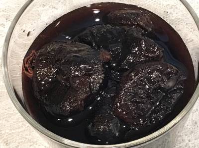 プルーンの赤ワイン煮