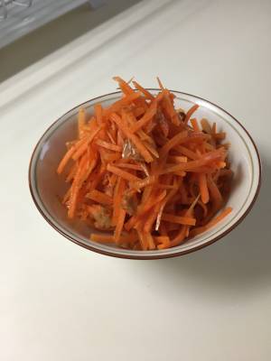 春にんじんのせん切りサラダ～ピリ辛サラダ～