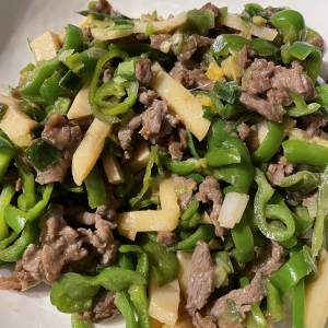 しっとりチンジャオロースー