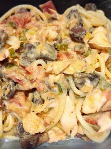 しめじとさけのトマトクリームパスタ