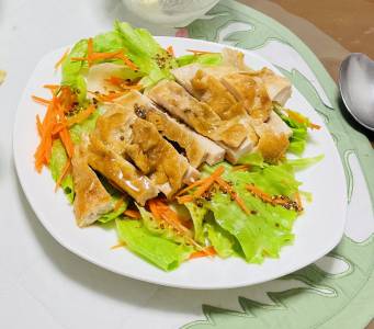 ガーリックチキンサラダ