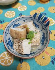 焼き豆腐と厚揚げの夫婦炊き