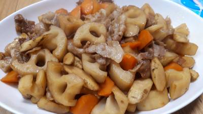 豚肉とれんこんの炒め煮