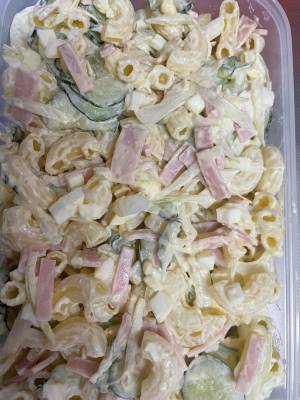 マカロニサラダ