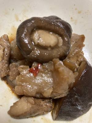 しいたけとこんにゃくのピリ辛煮