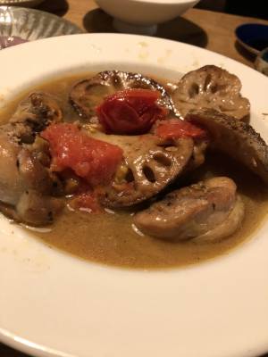 れんこんとチキンのトマト蒸し煮