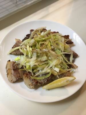 塩豚のシンプル焼き