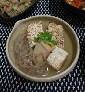 焼き豆腐と厚揚げの夫婦炊き