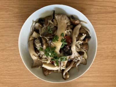 きのこの弱火ソテー