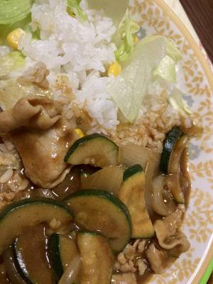 豚肉とズッキーニの和風カレー