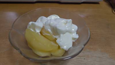 りんごのデザート ローズマリーの香り