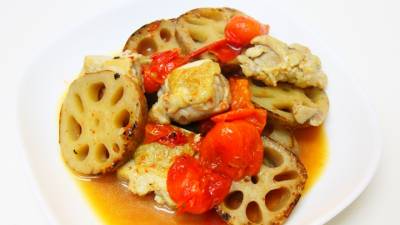 れんこんとチキンのトマト蒸し煮