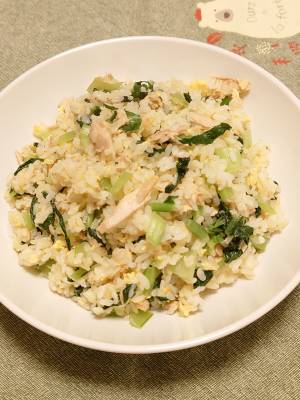 小松菜とツナのチャーハン