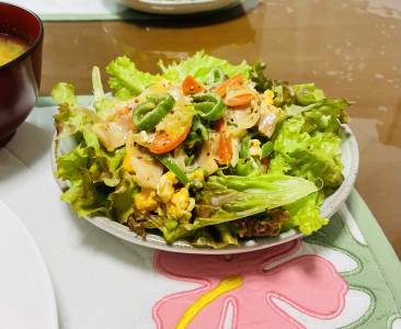 レタスとベーコンの”彩り”マスタードマヨ