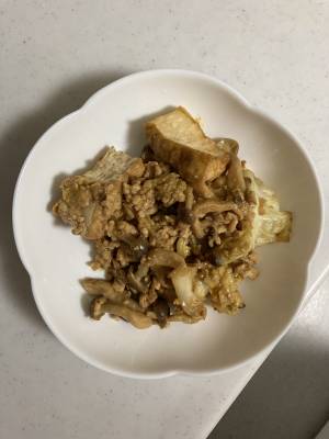 キャベツと厚揚げのみそ炒め