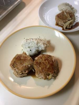 豚肉とごぼうのハンバーグ