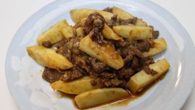 里芋と牛肉のねぎみそ炒め