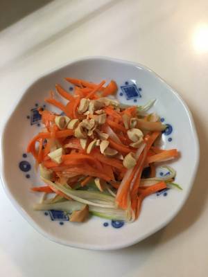 にんじんとセロリのなます