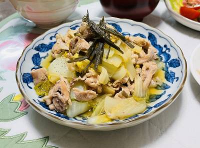 白菜と豚バラ肉の煮物