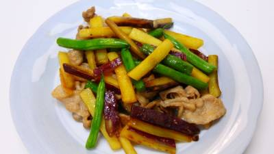 豚肉とさつまいものおかずきんぴら