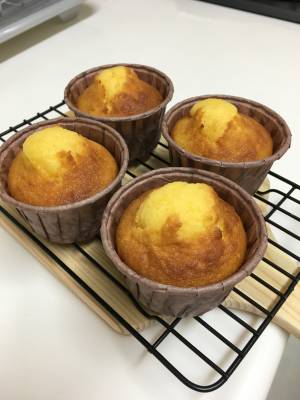 はちみつカップマドレーヌ