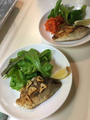 ぶりのにんにくこしょう焼き