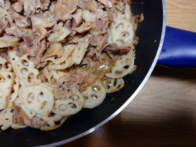 れんこんと豚肉のとろみしょうが焼き