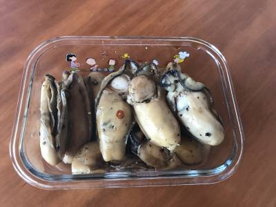 かきの黒こしょう煮