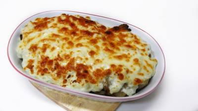 里芋とまいたけのグラタン