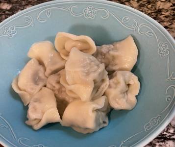 豚肉と白菜の水ギョーザ