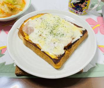 トマトとベーコンのフレンチトースト