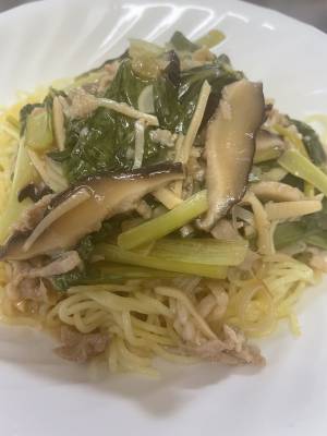 豚肉と小松菜のあんかけ焼きそば