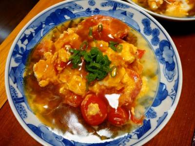 トマトと卵のオイスターあんかけ