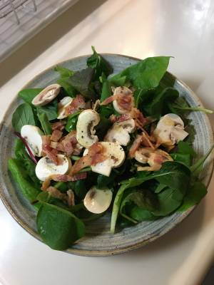 ほうれんそうのホットドレッシングサラダ