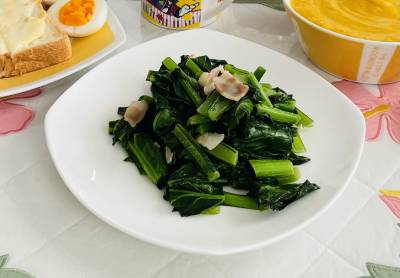 小松菜ベーコン炒め