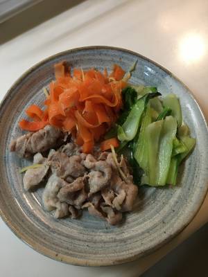 豚しゃぶと野菜の塩こうじ煮