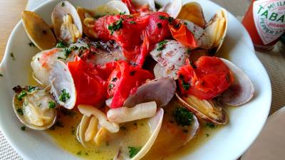 ミニトマトたっぷりアクアパッツァ