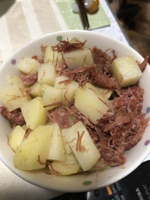 コンビーフポテト
