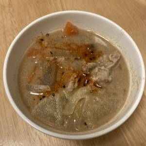 練りごまたっぷり豚汁