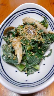 春菊としめじのごまポンあえ