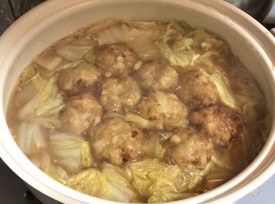 豚肉の大だんご鍋