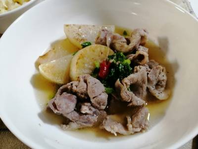 焼き大根と豚肉のスープ煮
