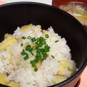 さつまいもご飯