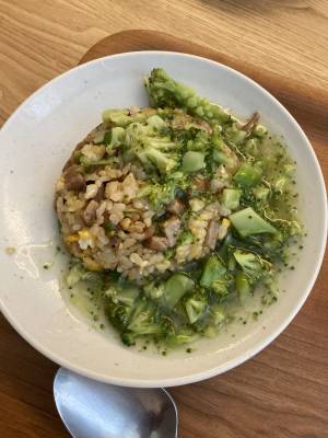 かにとアスパラガスのあんかけチャーハン