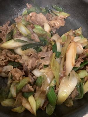 ねぎと牛肉の甘辛炒め