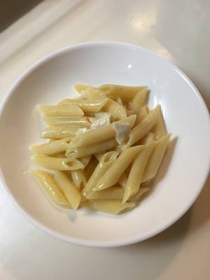 フジッリのカマンベールチーズあえ